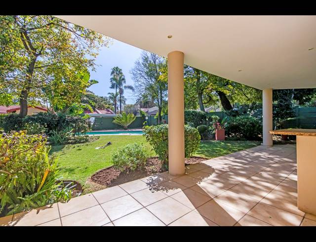 3 BEDROOM FREEHOLD RENTED IN GALLO MANOR